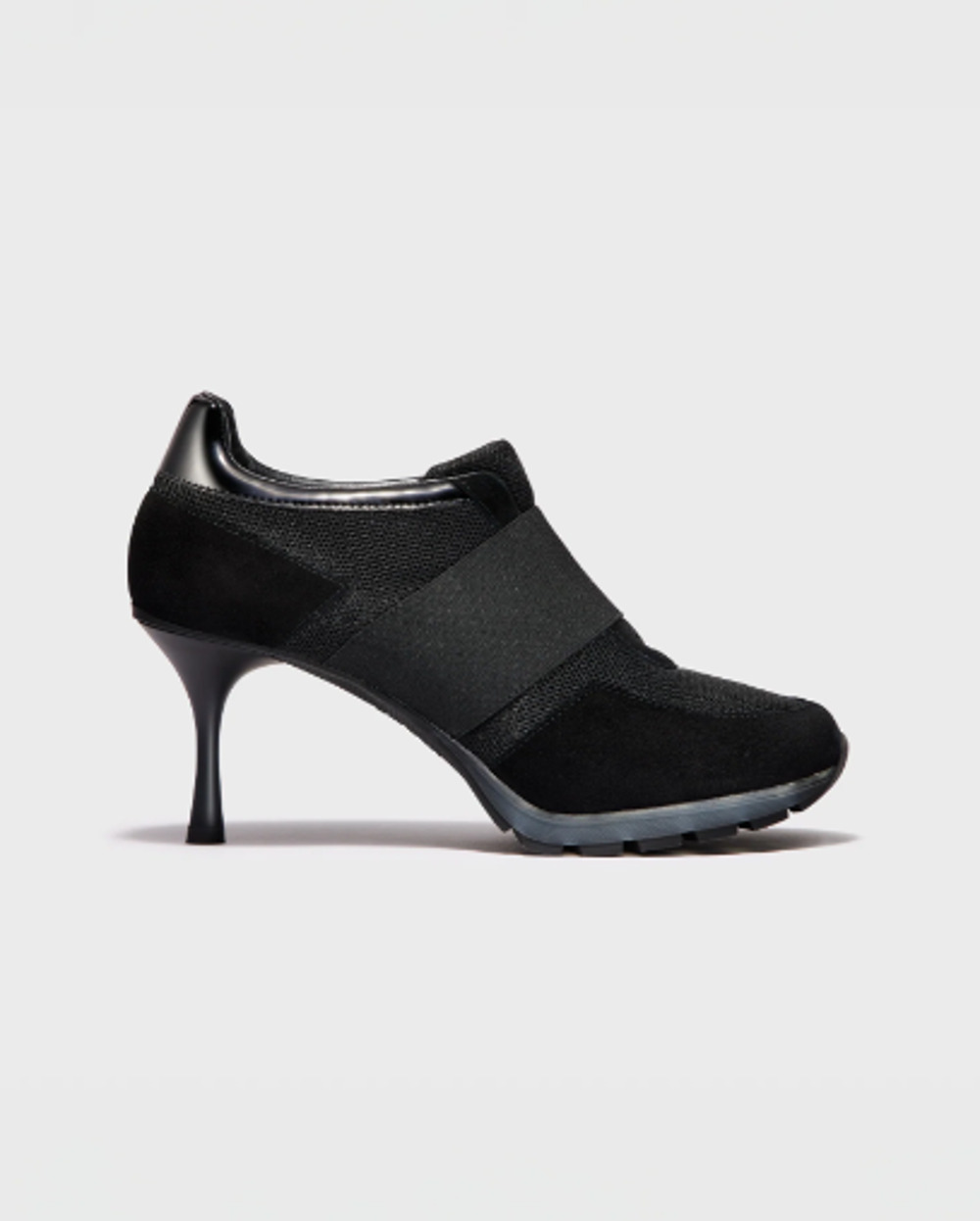 NWOT Sneex "The Icon" Hybrid Stiletto Heels Black Silver Trim Women's Size 8